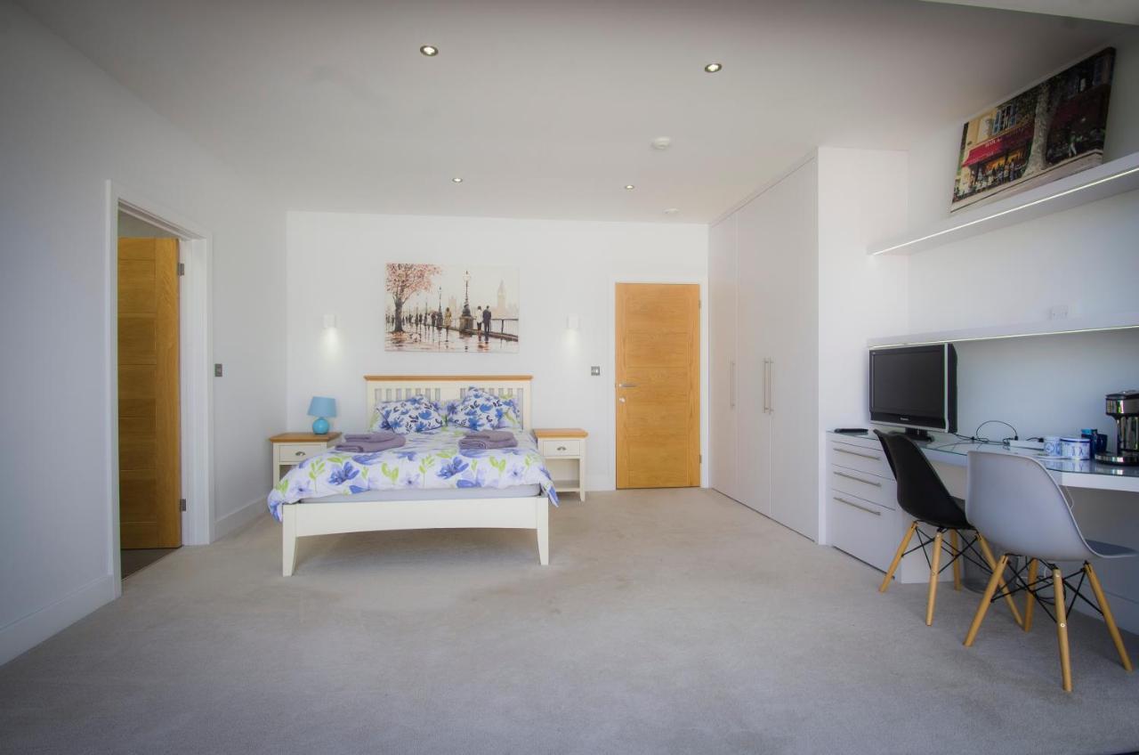 Allen Ridge Hythe  Exterior photo